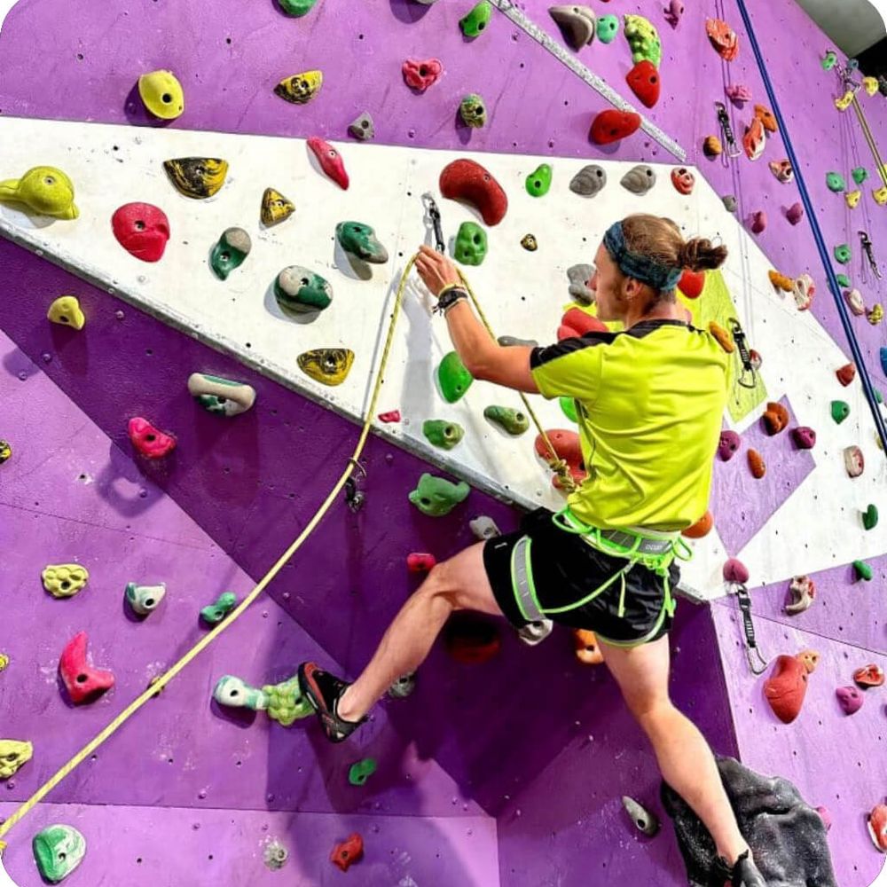 Climbing wall