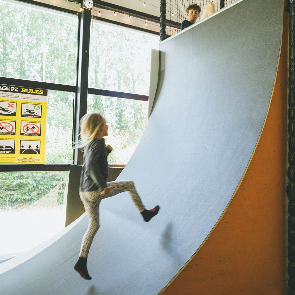 Jump tower