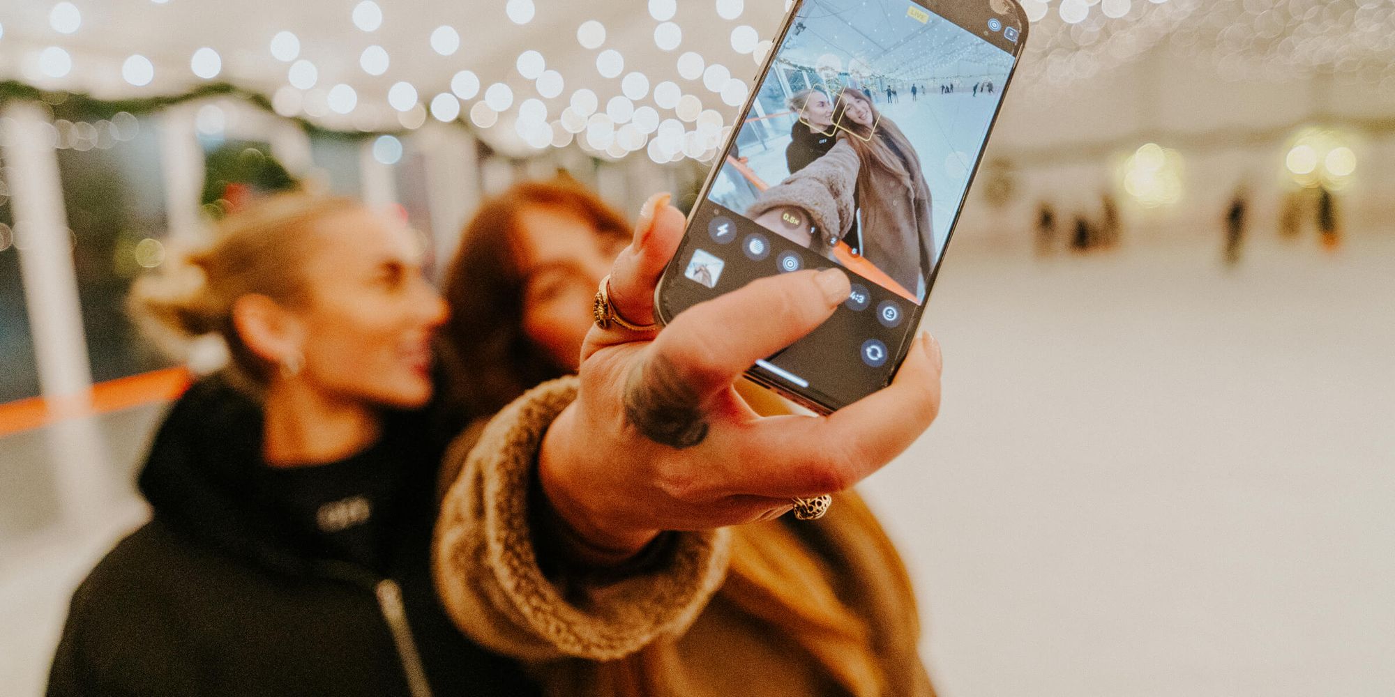 Join the ON ICE family, and stay in touch with news, discounts & special offers and events from all our
          rinks across the country.