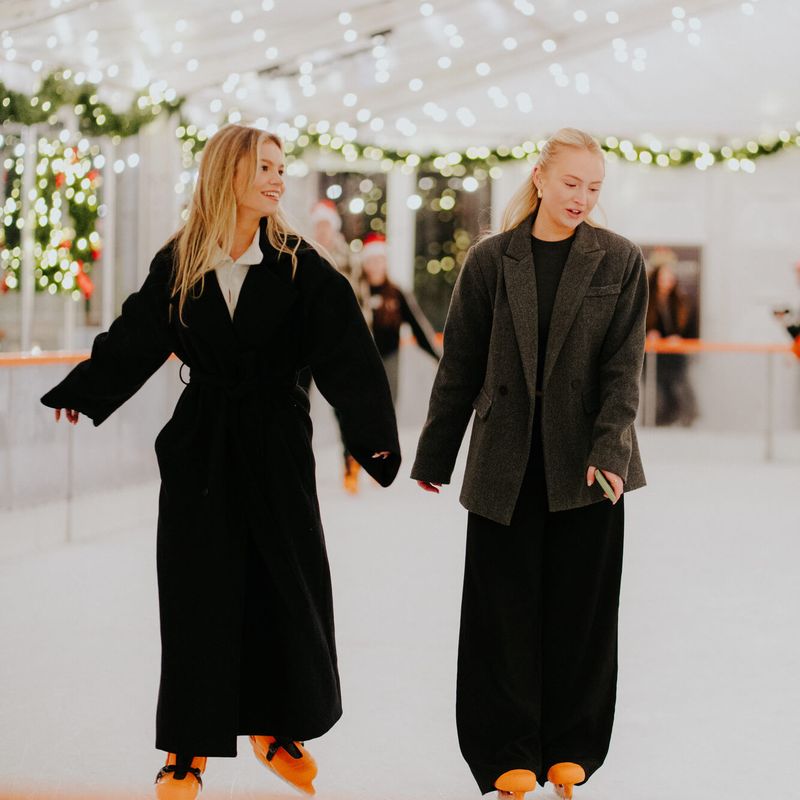 Step into the magic of winter at On Ice Cheshire Oaks!