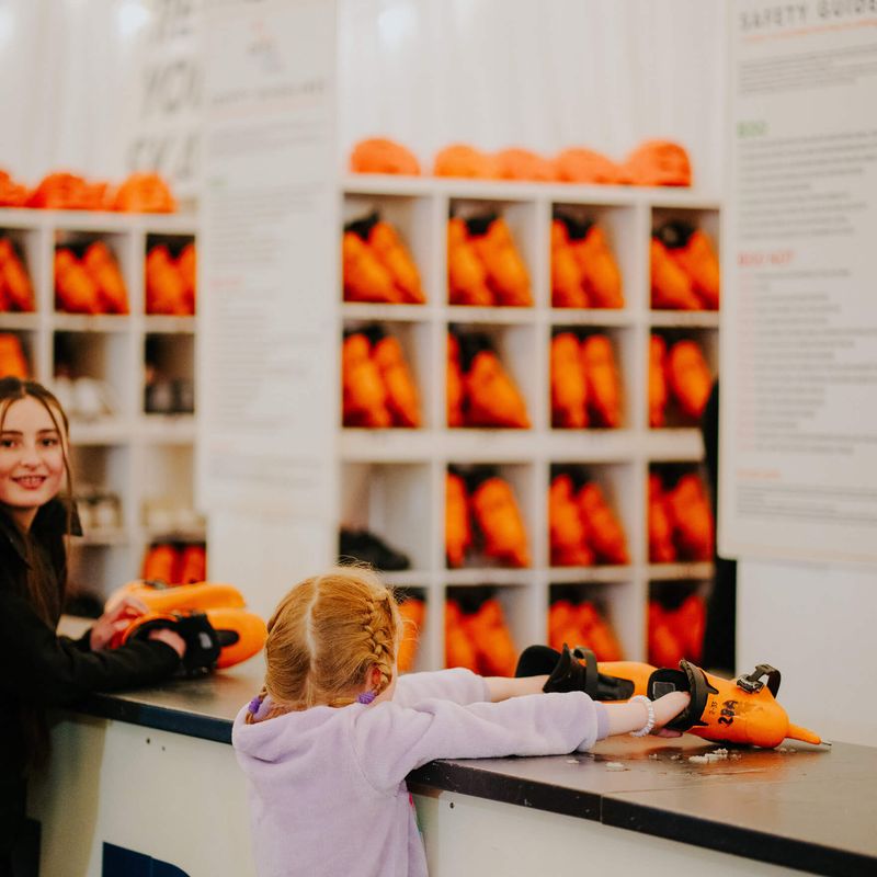 Step into the magic of winter at On Ice Dundrum once again!
